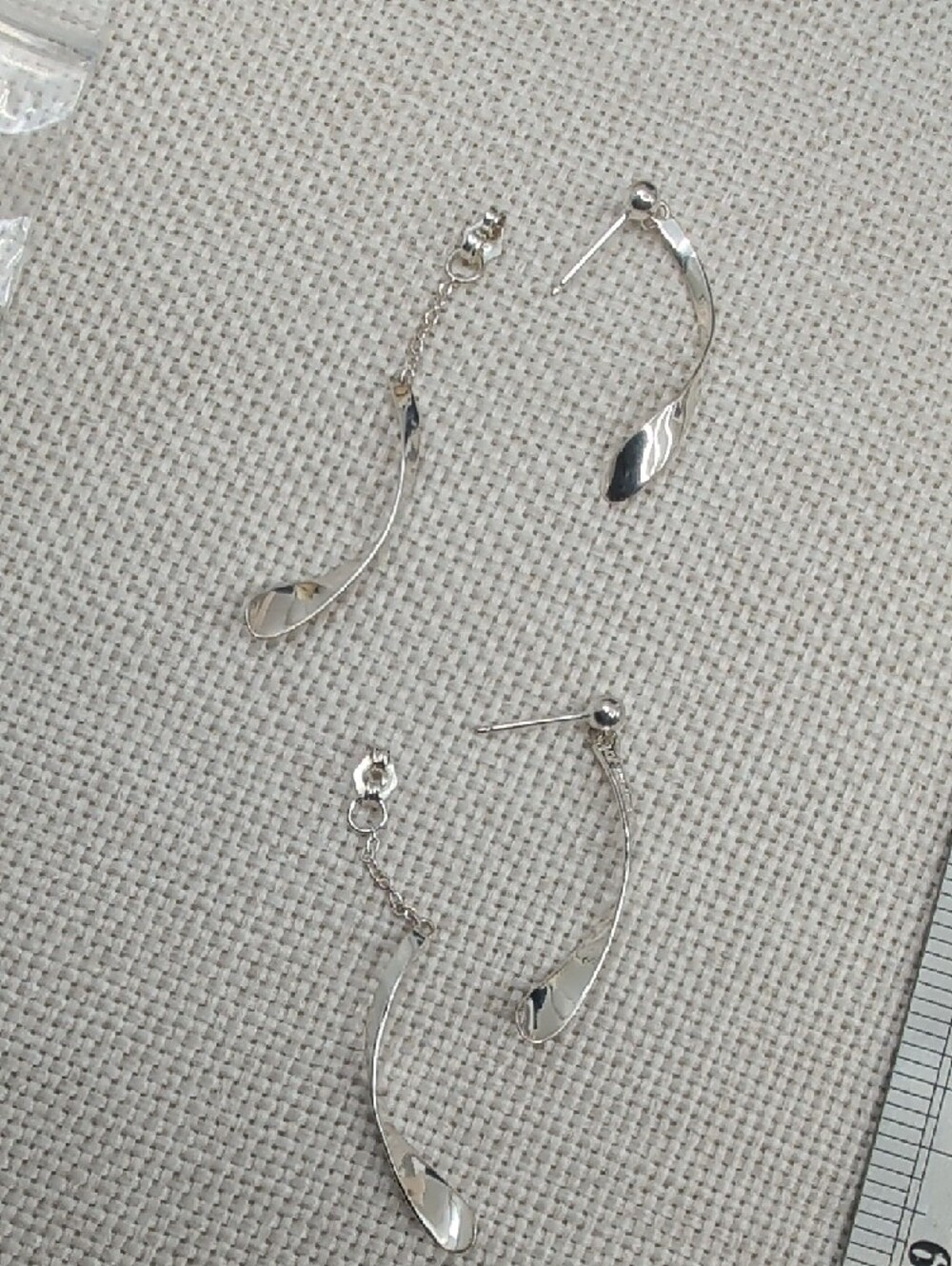 Vintage JCM 925 Sterling Silver Twisted Ribbon Spiral Dangle Drop Earrings - Picture 13 of 16